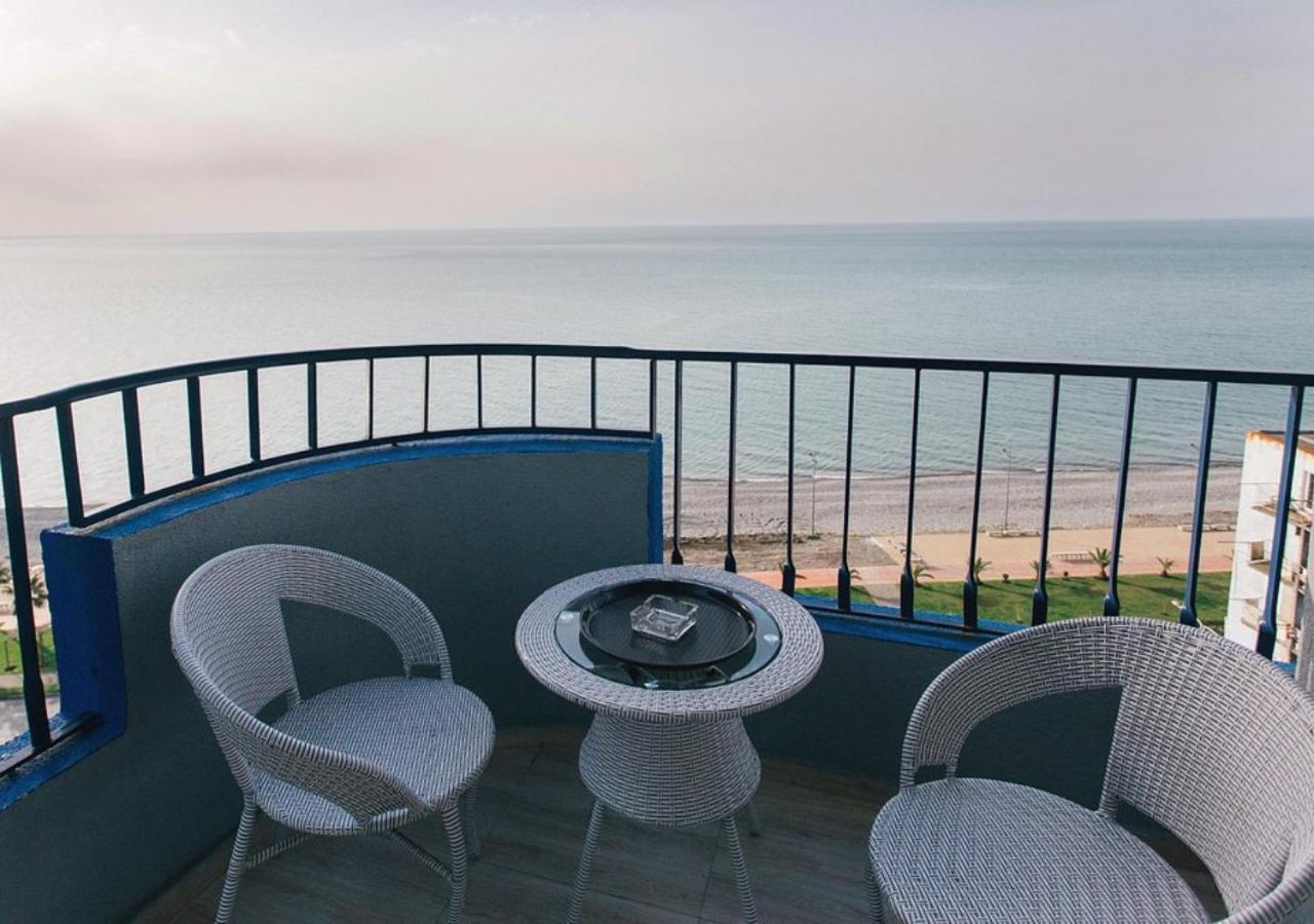 Horizon Batumi Aparthotel Bagian luar foto